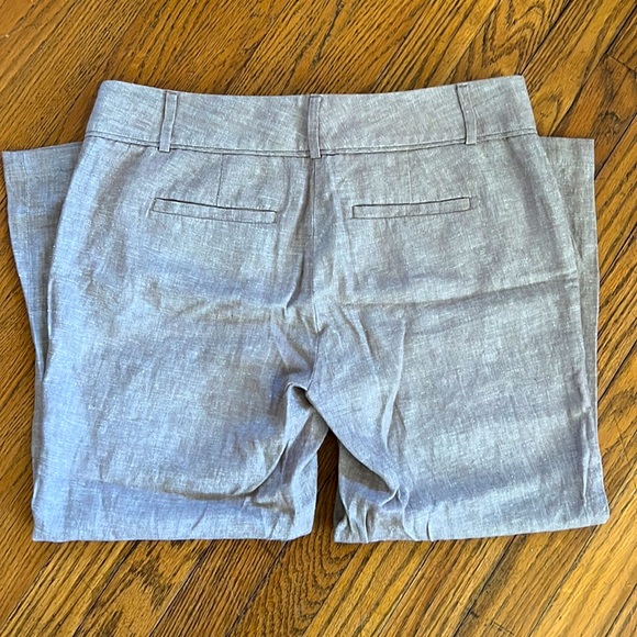 LOFT Capris - Picture 2 of 2